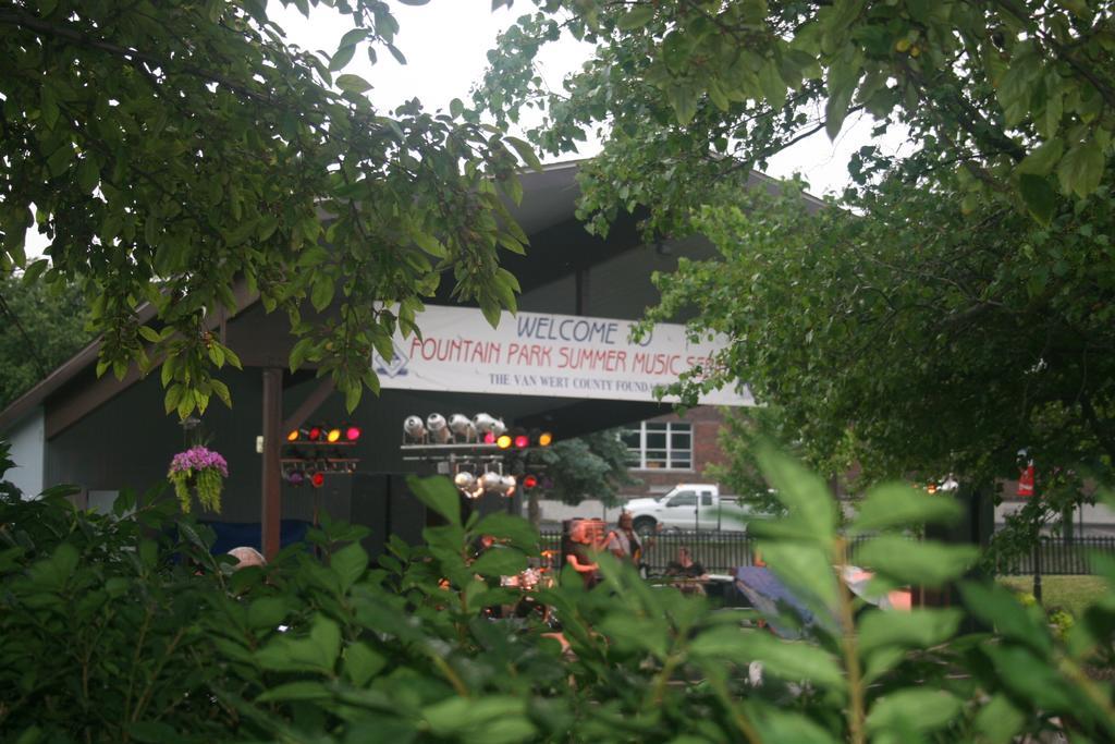 Fountain Inn Van Wert Екстер'єр фото